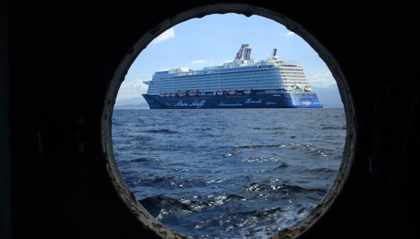 entdecken sie unvergessliche kreuzfahrten mit atemberaubenden reisezielen, luxuriösem komfort und erstklassigem service. buchen sie ihre traumkreuzfahrt noch heute!