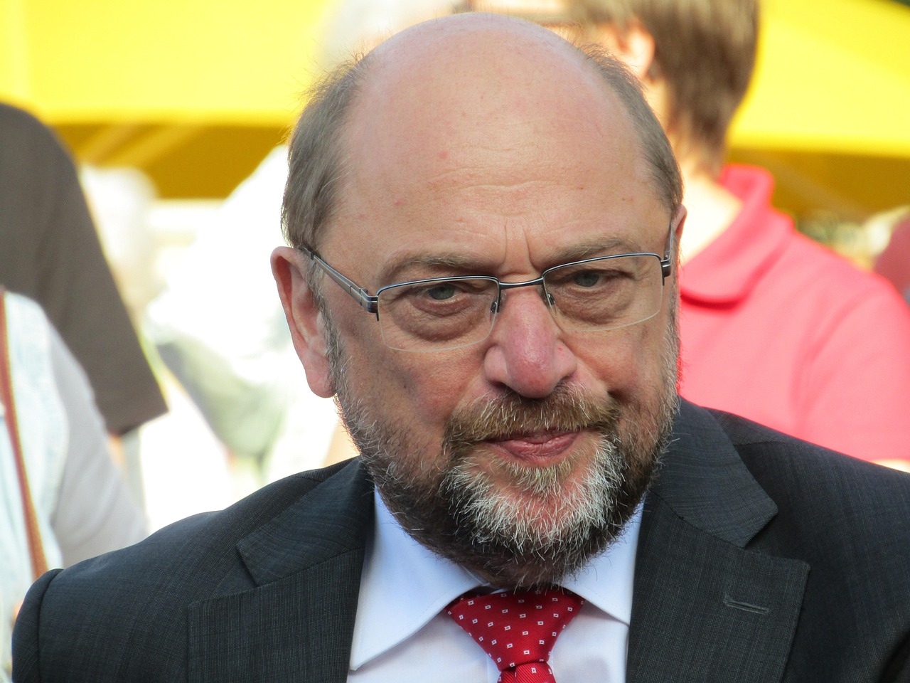 erfahren sie mehr &uuml;ber die alternative f&uuml;r deutschland (afd), ihre politischen positionen und aktuellen entwicklungen.