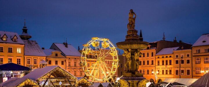 Weihnachtszauber auf dem Buchener Markt: Kindertheateraufführung von Rumpelstilzchen in der Stadtbücherei Weihnachtszauber auf dem Buchener Markt: Kindertheateraufführung von Rumpelstilzchen in der Stadtbücherei
