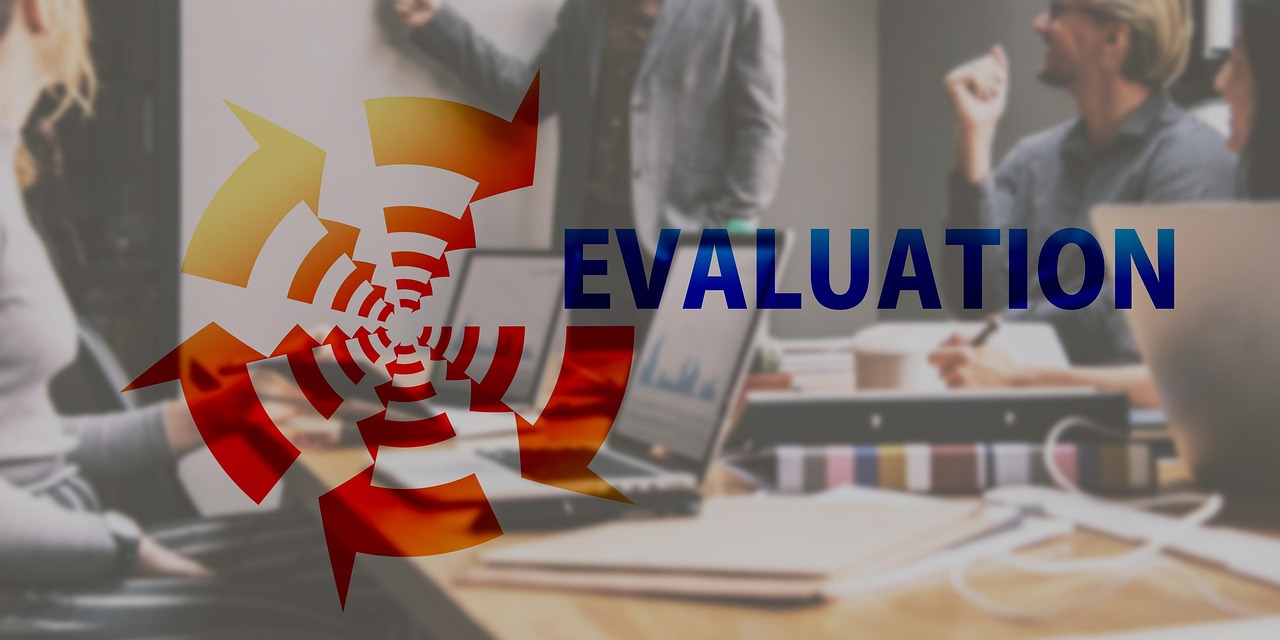 kritik: eine tiefgehende analyse von meinungen, bewertungen und konstruktivem feedback in verschiedenen kontexten.