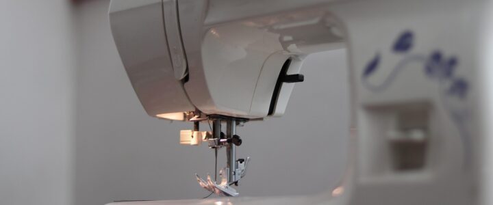 VHS-Workshop: Der rote Faden – Nähen, Patchwork und Sticken für Einsteiger und Fortgeschrittene VHS-Workshop: Der rote Faden – Nähen, Patchwork und Sticken für Einsteiger und Fortgeschrittene