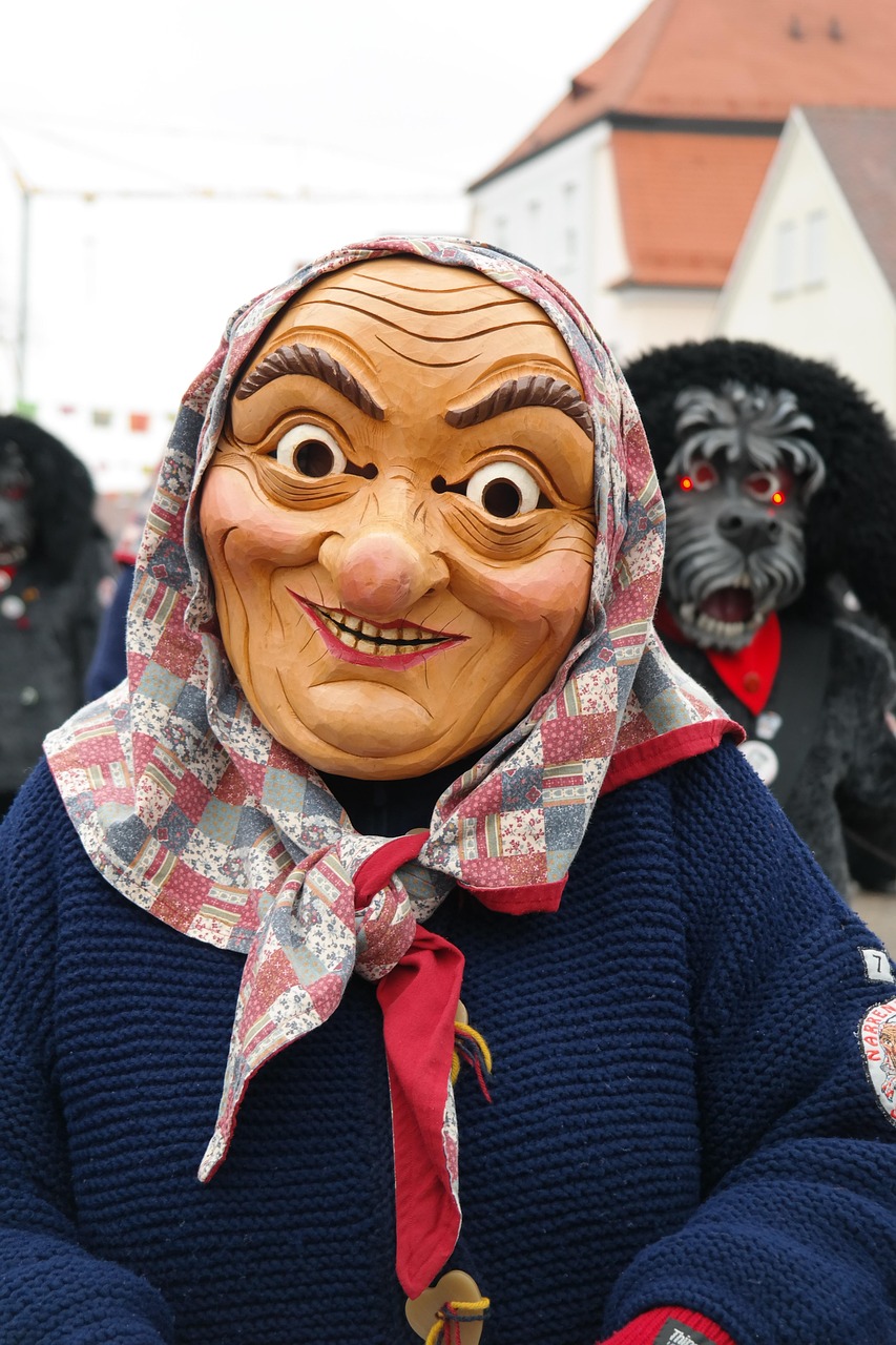 erleben sie den mitrei&szlig;enden street carnival &ndash; bunte paraden, lebendige musik und unvergessliche feierlichkeiten auf den stra&szlig;en.